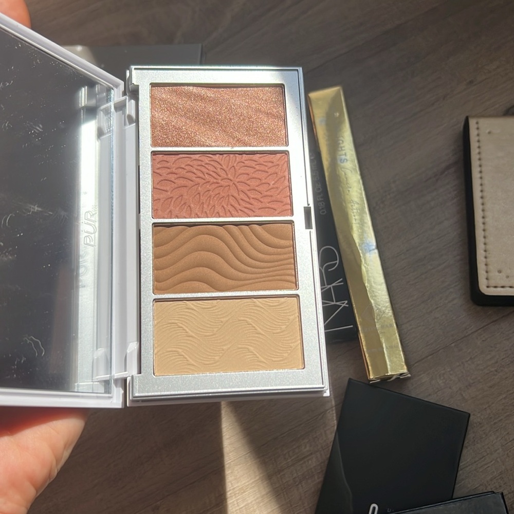 Palette Collection - Picture 6 of 7